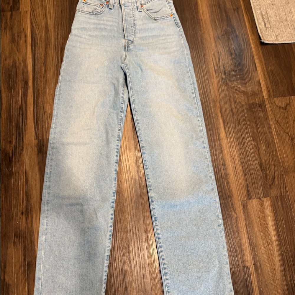 Levi's Light Blue Straight-Leg Women's Jeans